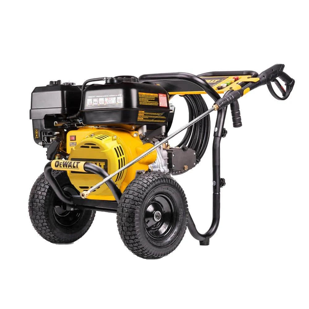 2026 Petrol-powered cold water pressure washer with 420 cm³ engine, 4400 PSI (286 bar), 4.0 GPM (15.1 l/min).
