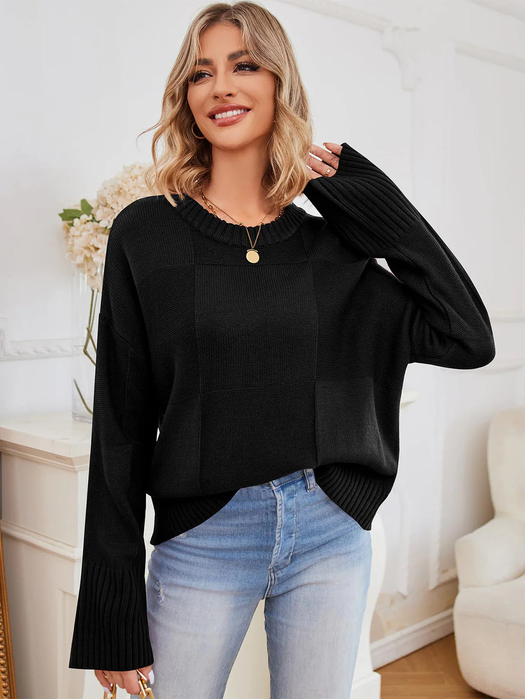 2026 Patterned Sweaters in Light and Dark Colors