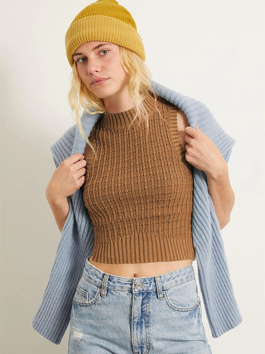 2026 Crew Neck Sleeveless Knit Sweater