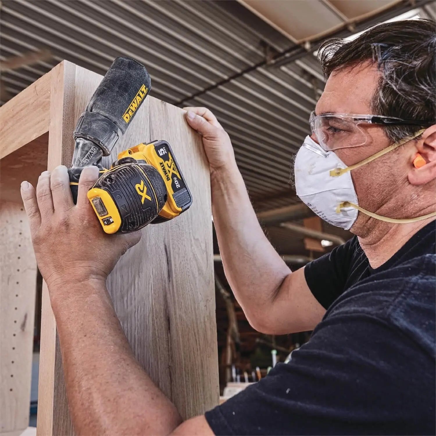 2026 Dewalt DCW210P1 - 20V MAX BL 5" Random Orbit Sander KIT