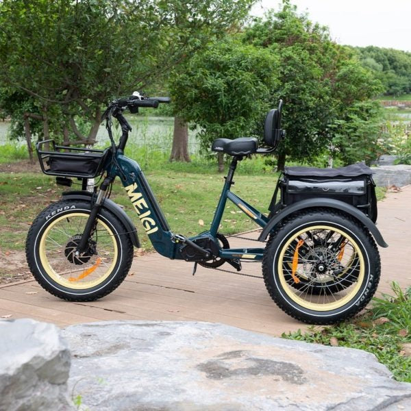 2026 SILVERADO 20 48V/14AH 750W Folding Electric Tricycle with Wide Tires, 150 kg (96817362)