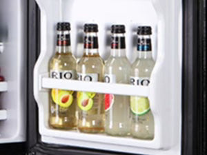 2026 Apartment-sized refrigerator, 3.5 cubic feet (approx. 99 liters) usable capacity, small refrigerator with freezer compartment, suitable for houses and apartments, freestanding