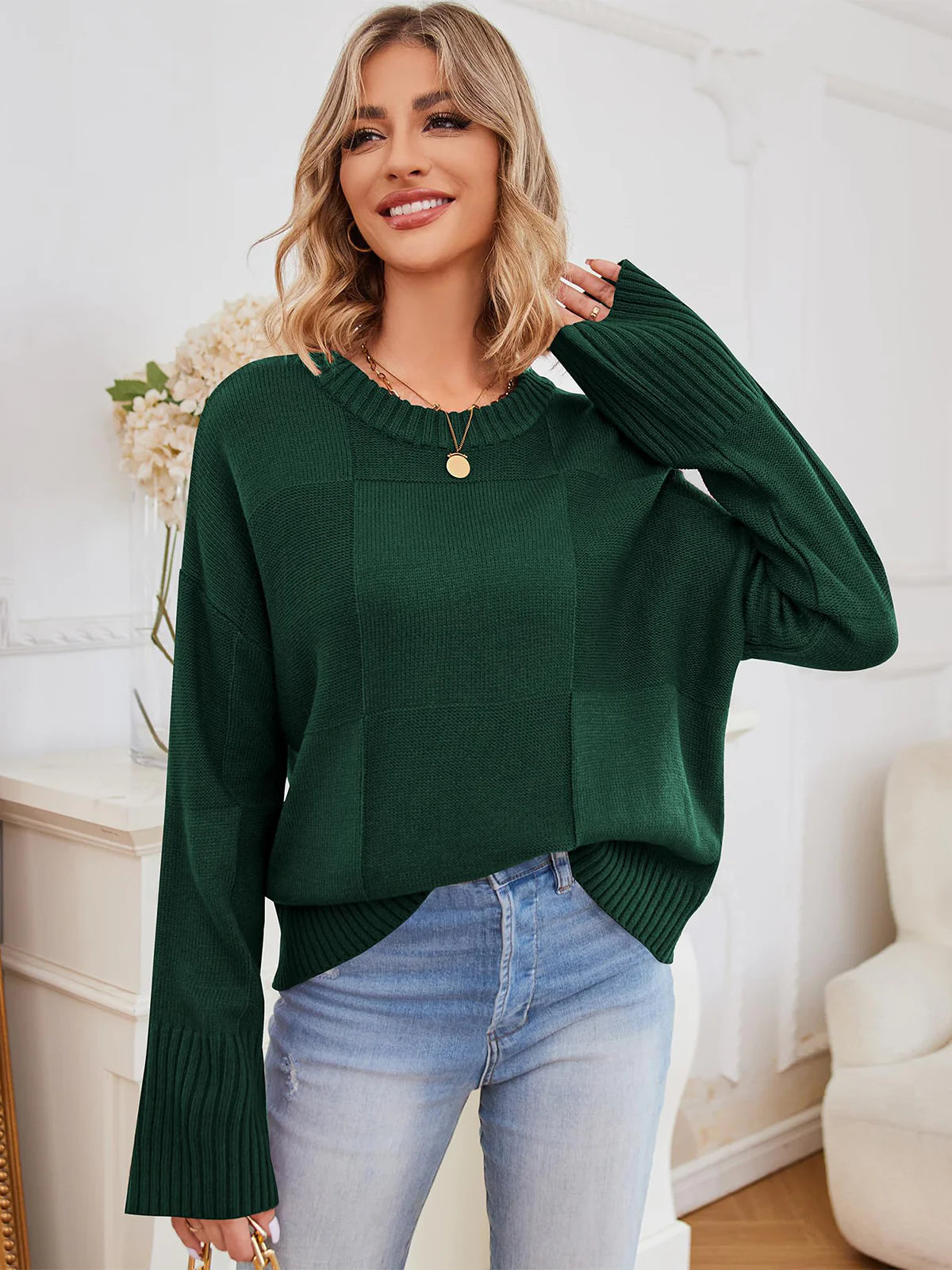 2026 Patterned Sweaters in Light and Dark Colors