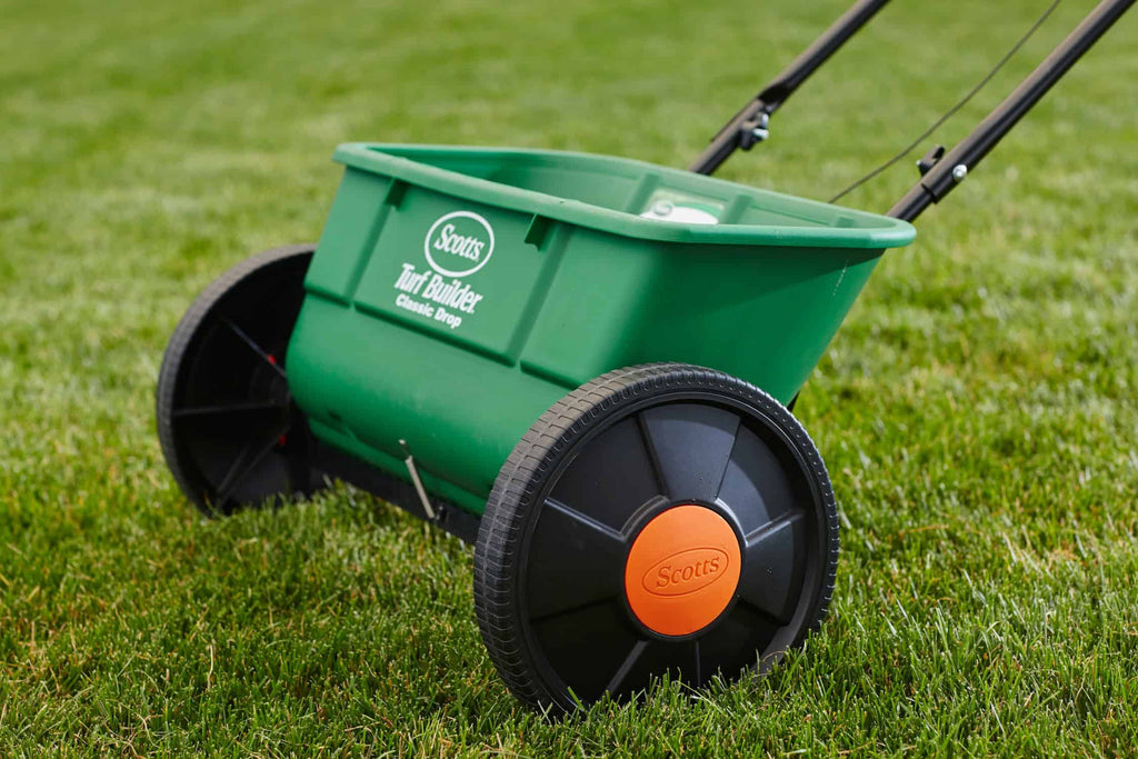 2026 Scotts 32-lb Turf Builder Classic Drop Fertilizer Spreader
