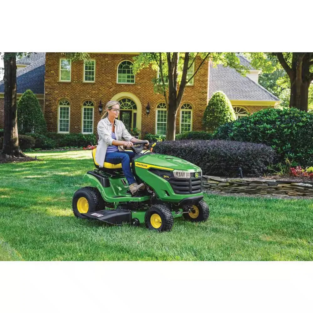 2026 John Deere S100 ride-on lawnmower, 107 cm (42 inch) cutting width – 17.5 hp petrol hydrostatic drive