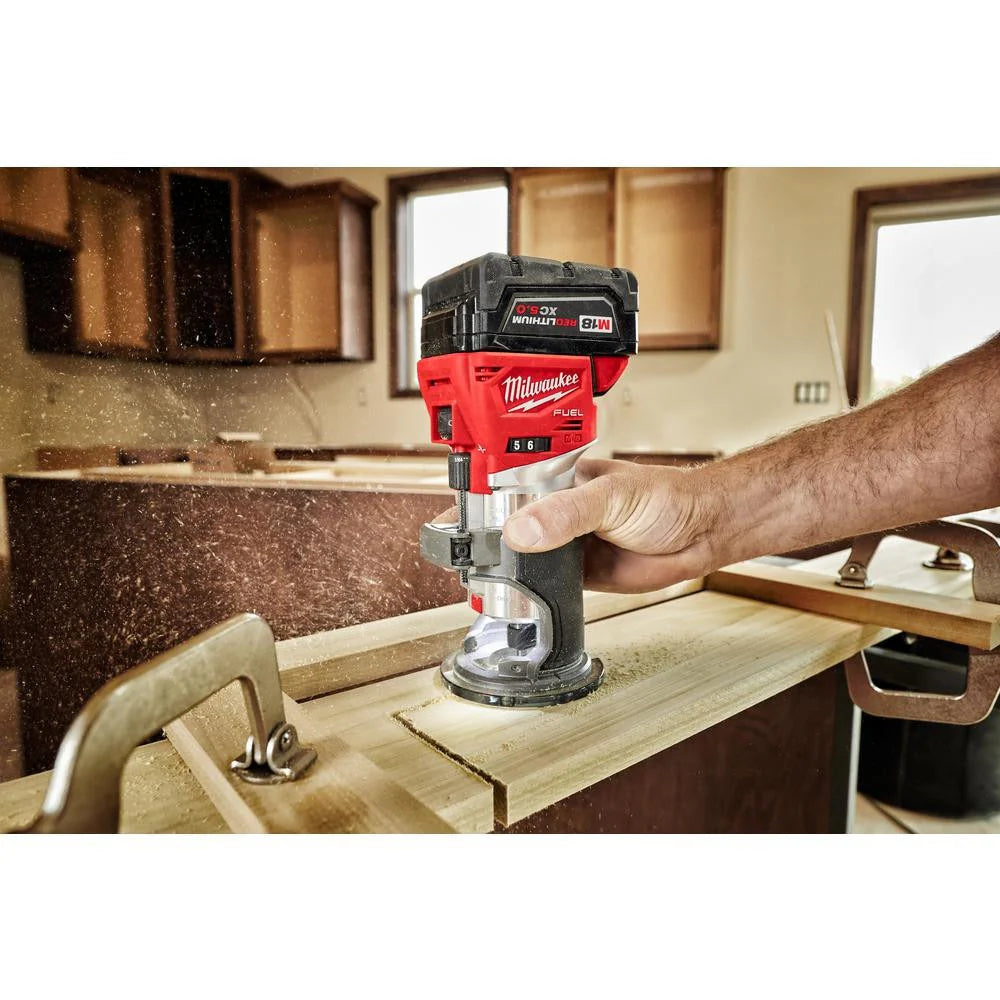 2026 Milwaukee M18 FUEL 18-Volt Lithium-Ion Battery Combo Set (10-piece) with brushless motor, 2025, including 2 x 5.0 Ah batteries, charger and 2 tool bags.