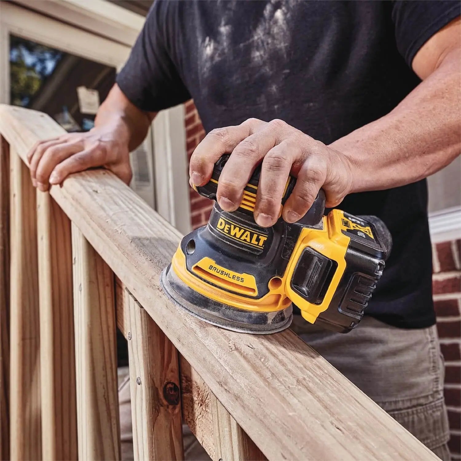 2026 Dewalt DCW210P1 - 20V MAX BL 5" Random Orbit Sander KIT
