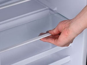 2026 Apartment-sized refrigerator, 3.5 cubic feet (approx. 99 liters) usable capacity, small refrigerator with freezer compartment, suitable for houses and apartments, freestanding