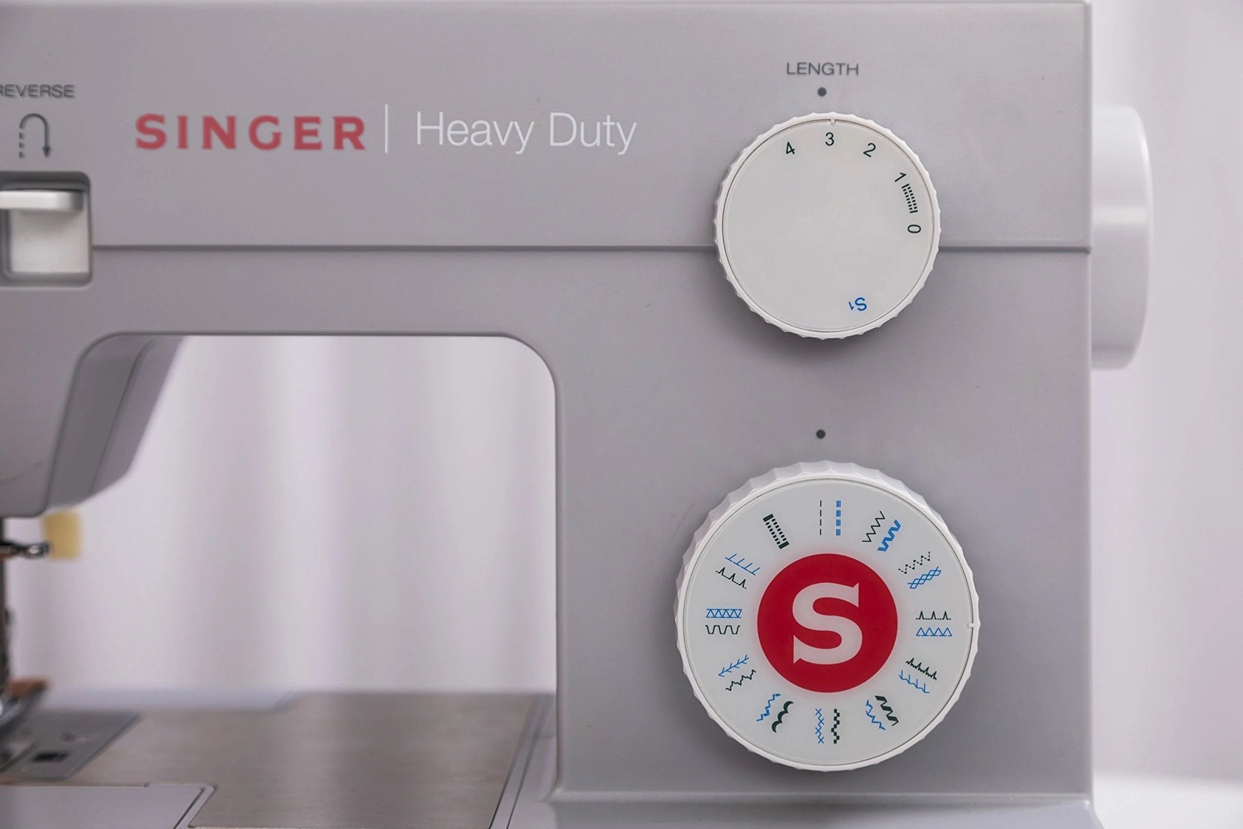 2026 2025 SINGER Heavy Duty 4423 Sewing Machine